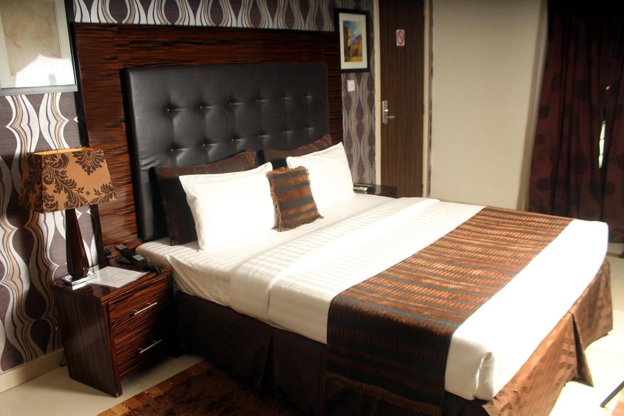 Villa Angelia Boutique Hotel Икойи Экстерьер фото